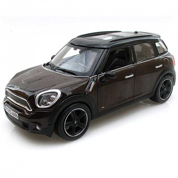 31273  MINI Countryman 1-24.jpg