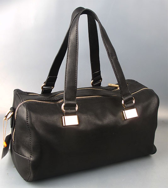   cm0623 black.   685 .