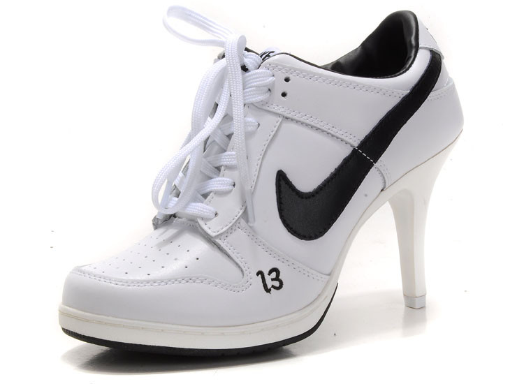 Nike Dunk.jpg