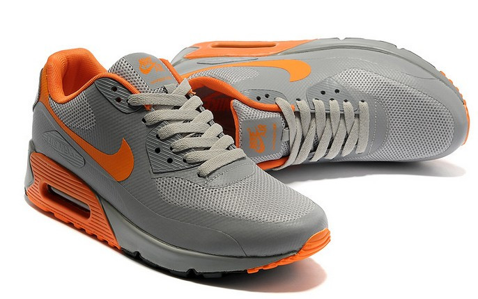 Max 90 Premium Nike.jpg