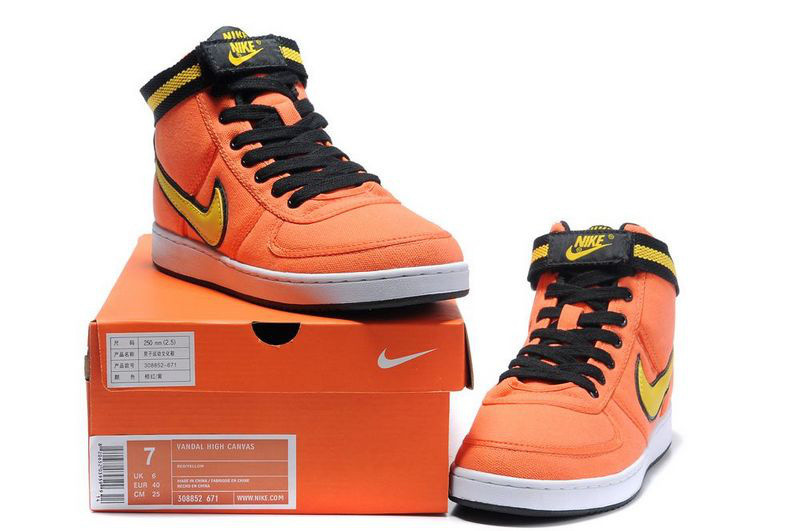 Vandal High Canvas Nike.jpg
