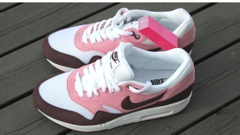 Max 87 Nike.png