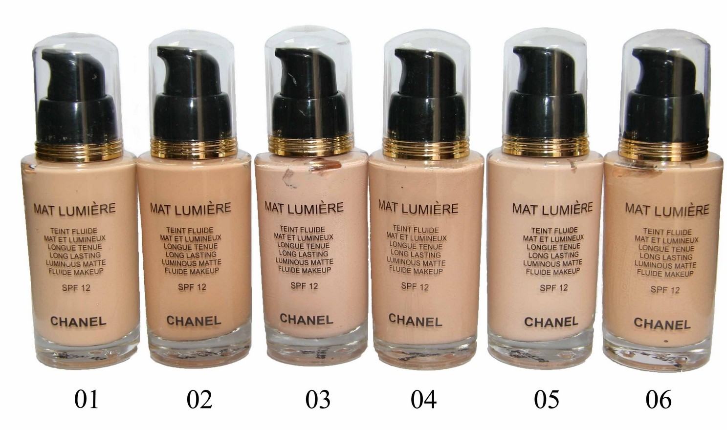   Chanel Mat Lumiere - 230 