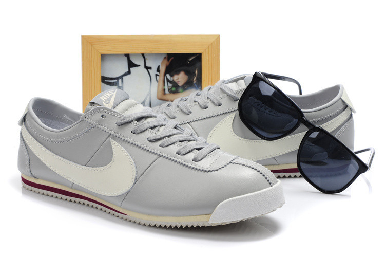 NIKE2012 Leather CORTEZ CLASSIC.jpg