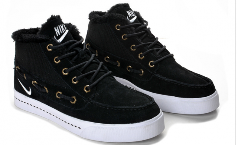 2012 Winter Suede with Fur Nike.png