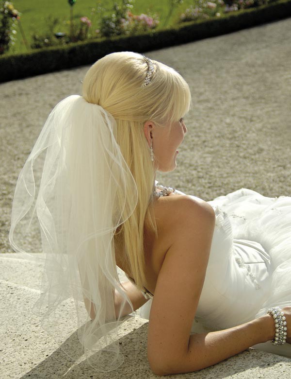 wedding-hair-styles-for-long-hair-9.jpg