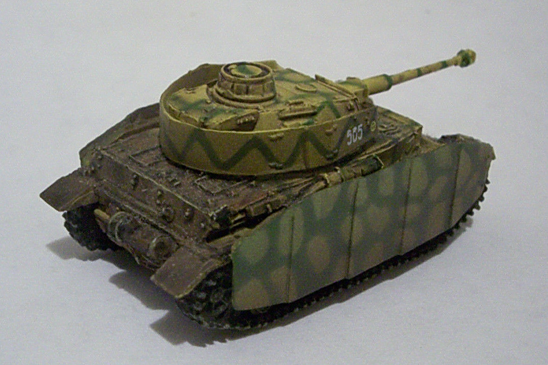 144 Takara Panzer IV 3.jpg