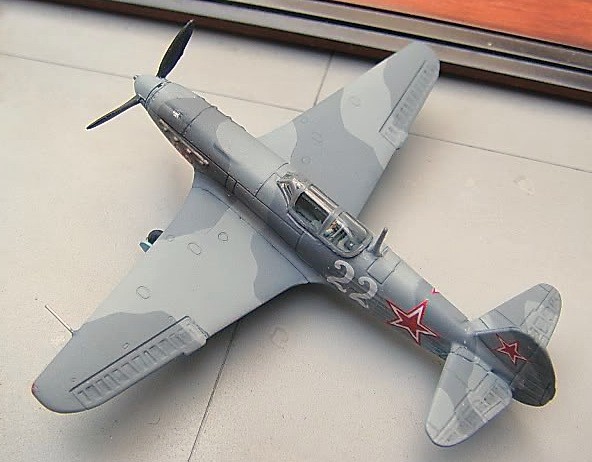 144 _ Bandai Yak-9 8.jpg