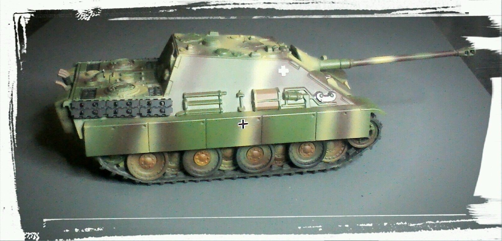 F-Toys 1-72 Motor Tank - Jagd 3.JPG