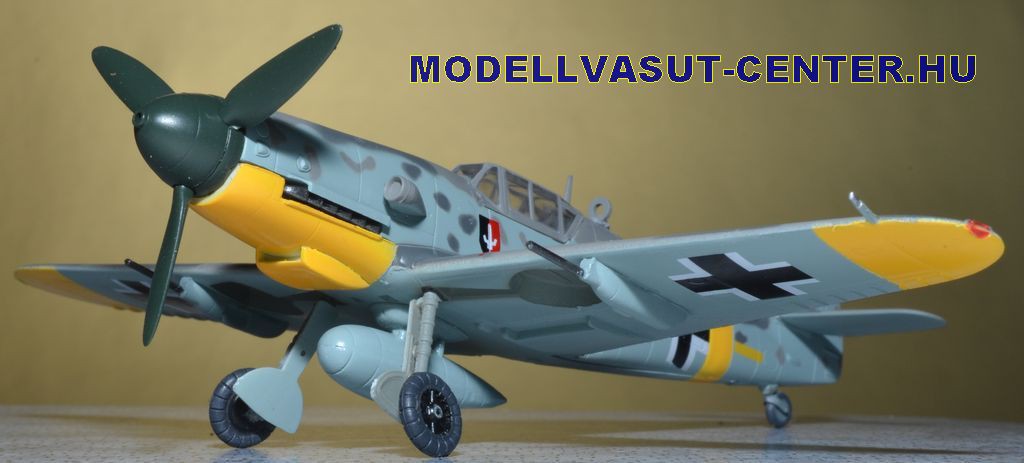 EM37251 BF-109G-2 JG52 2.jpg