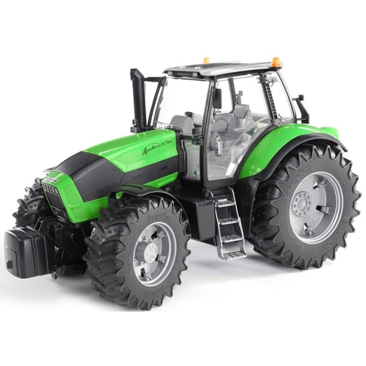 03-080  Deutz Agrotron X720