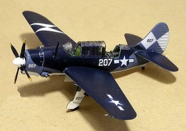 144 _ SB2C-4 Helldiver 2.jpg