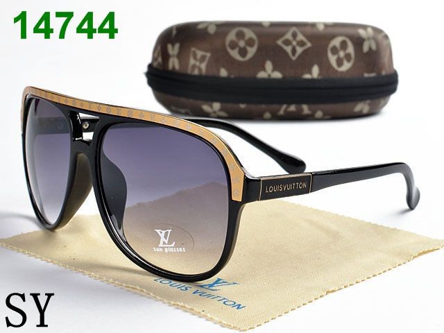 vd-3659, Louis Vuitton , 660 ..jpg