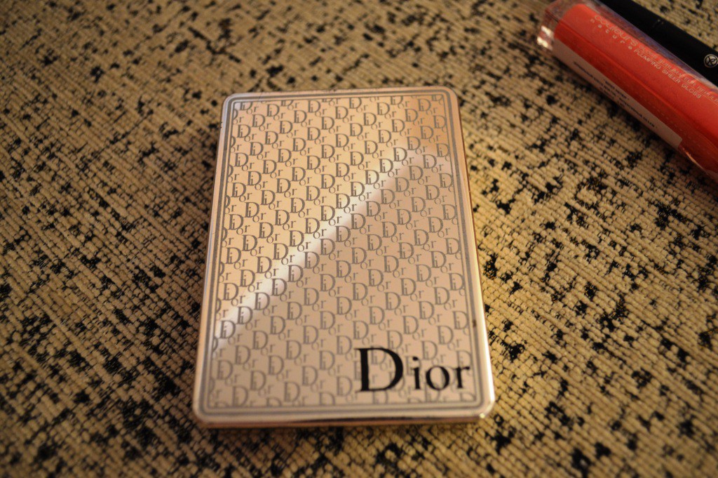  4  Dior