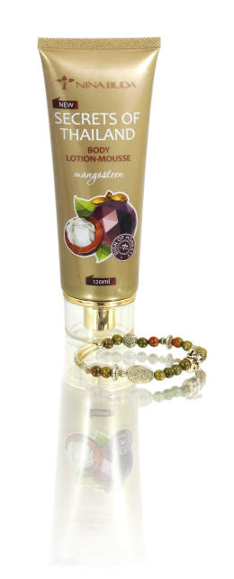 -      <<Body lotion-mousse with mangosteen extract>>