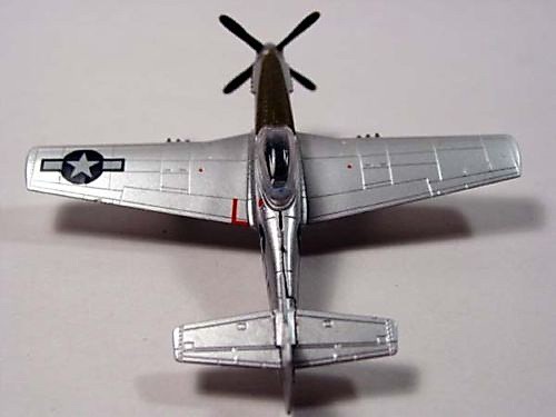 Bandai P-51D 6.jpg