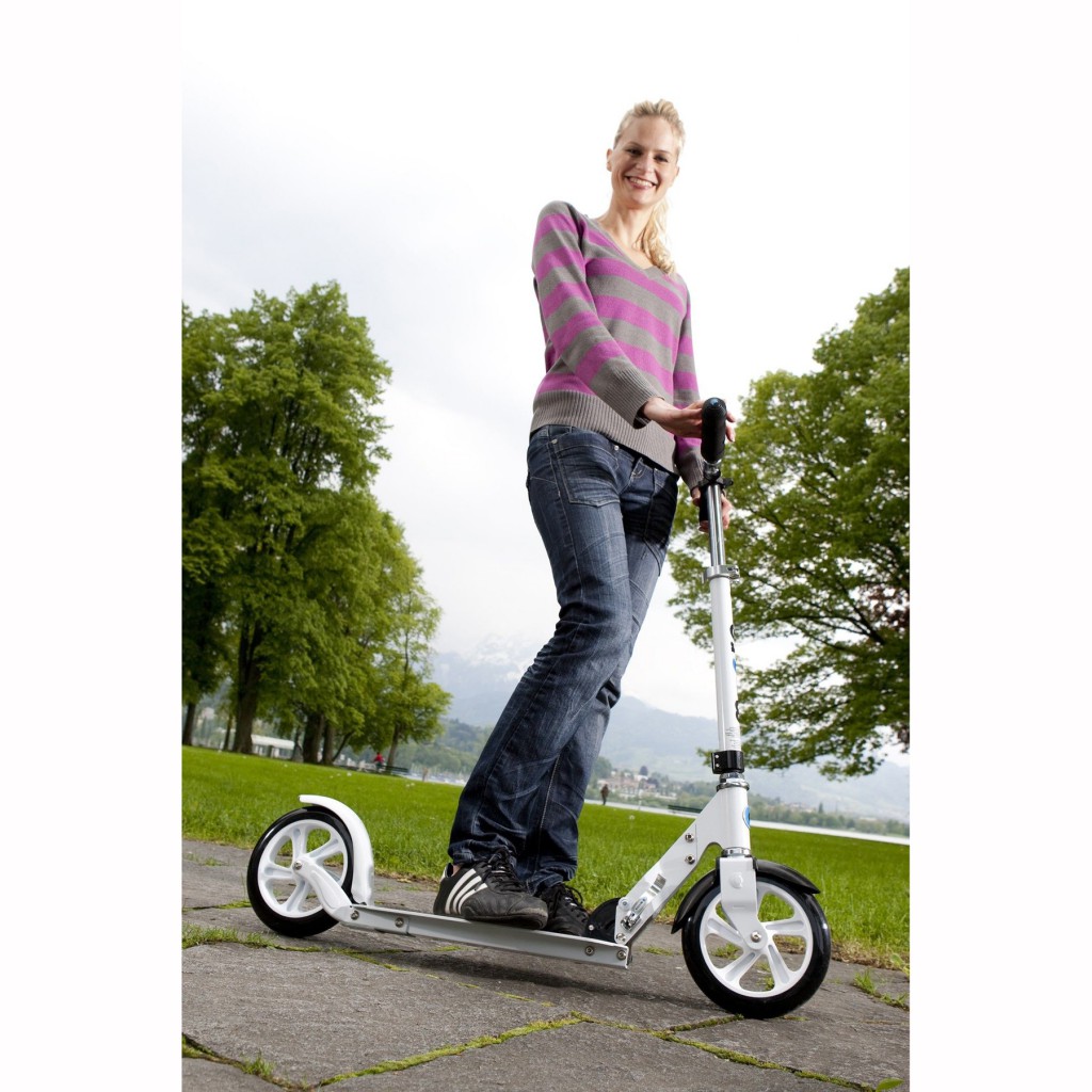  Micro Scooter White Floral (grey)-7.jpg