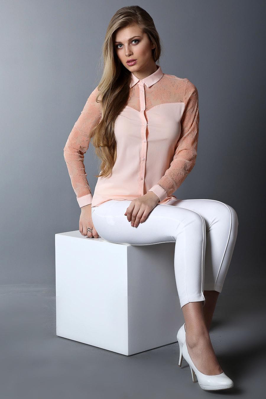 B 1643118a-04ea-46b7-9887-ad5ae844a5ba.jpg