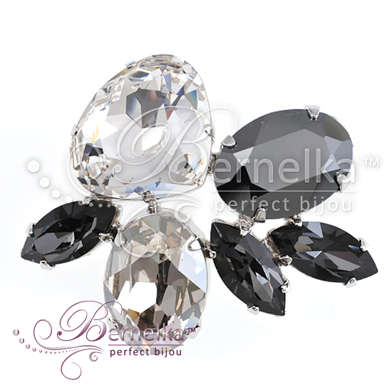 Hizer  c  Swarovski.5560-0869-7506 1885.00 .JPG