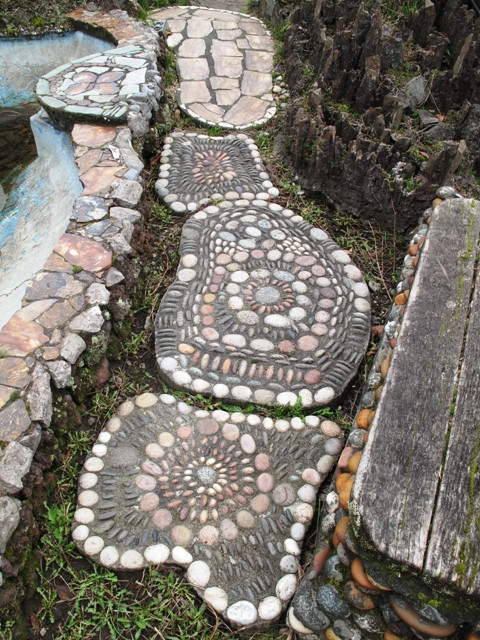 Pebble-mosaic-steps.jpg