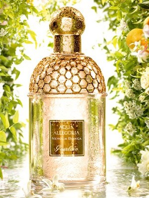 GUERLAIN AQUA ALLEGORIA Nerolia Bianca lady.jpg