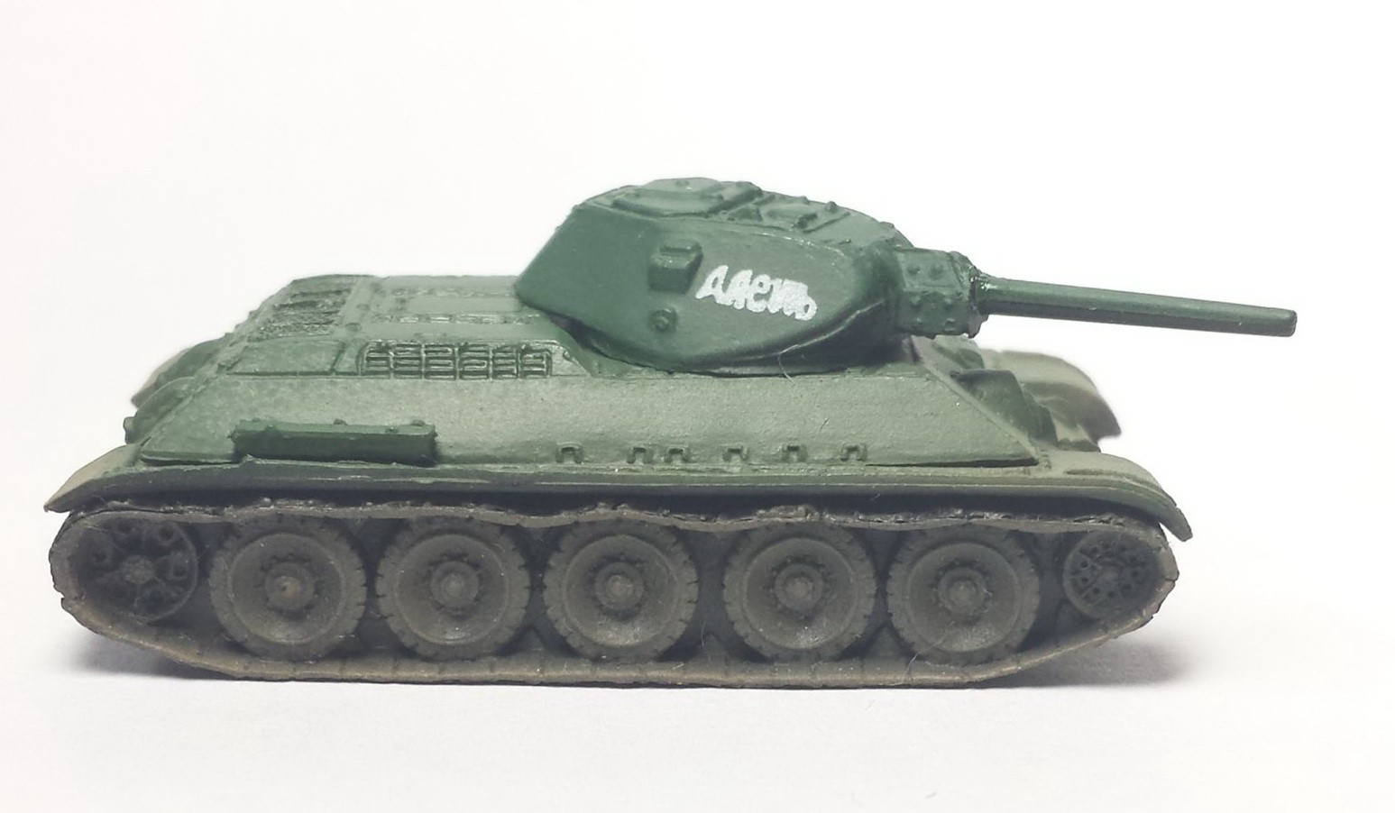 TAKARA - T 34-76 - 4.jpg