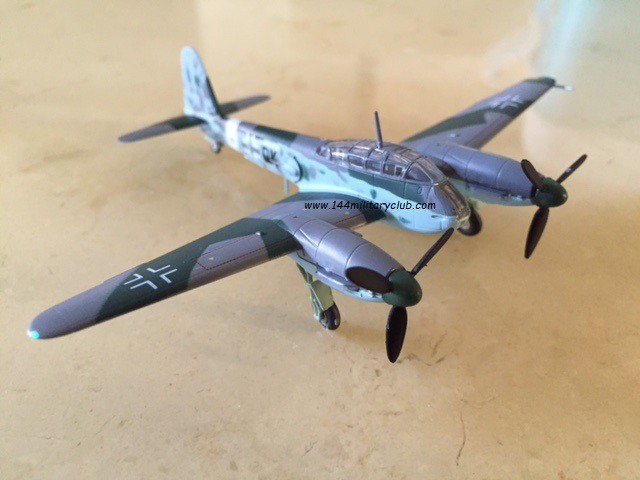 144 F-Toys Me-410 Camo 3B 3.JPG