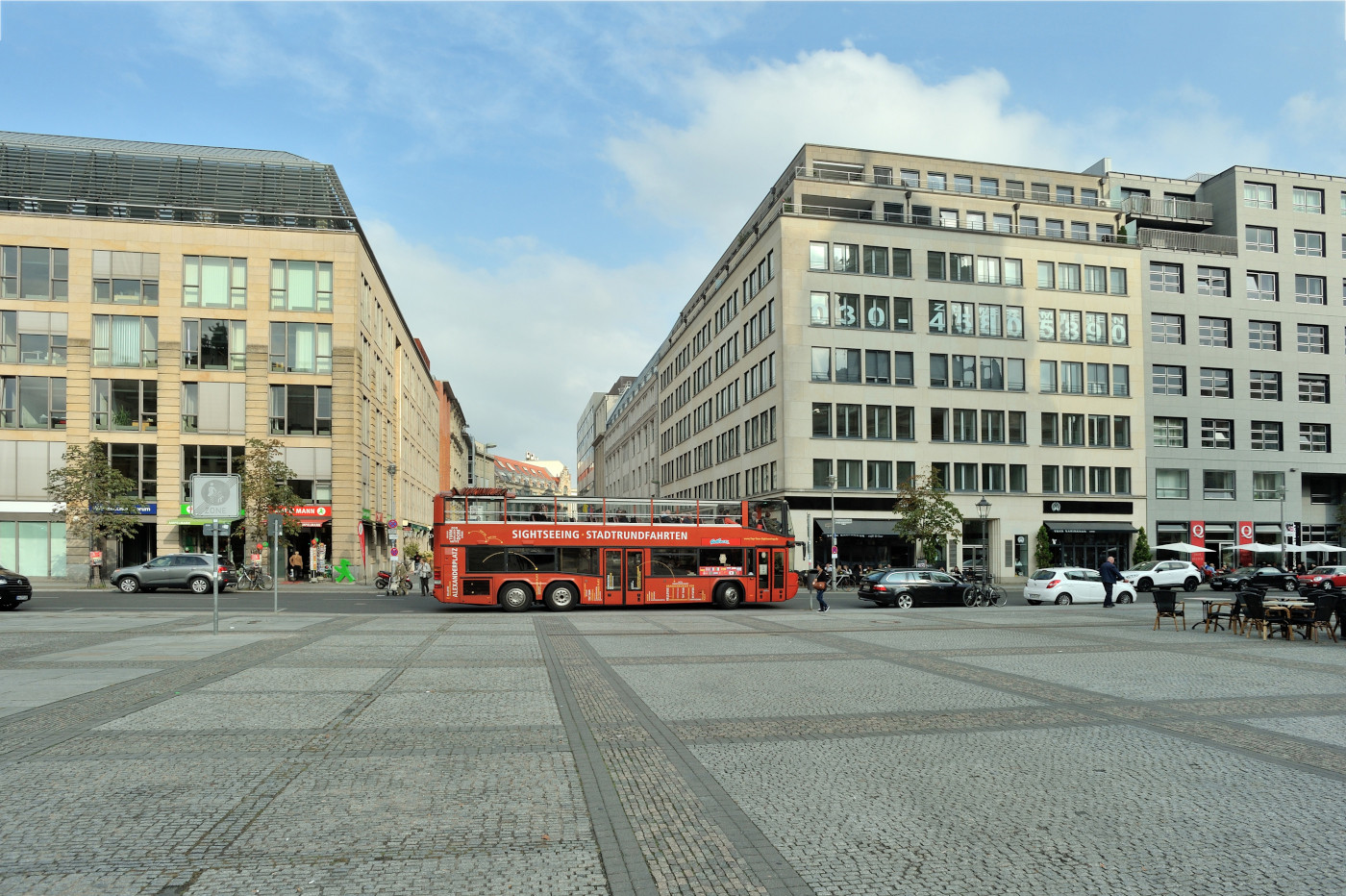 DSC 9876.JPG