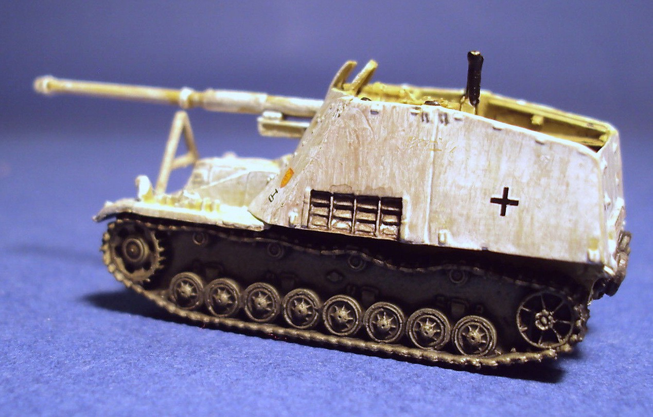 TAKARA - PzJg Nashorn - Winterlackierung #120 3.jpg