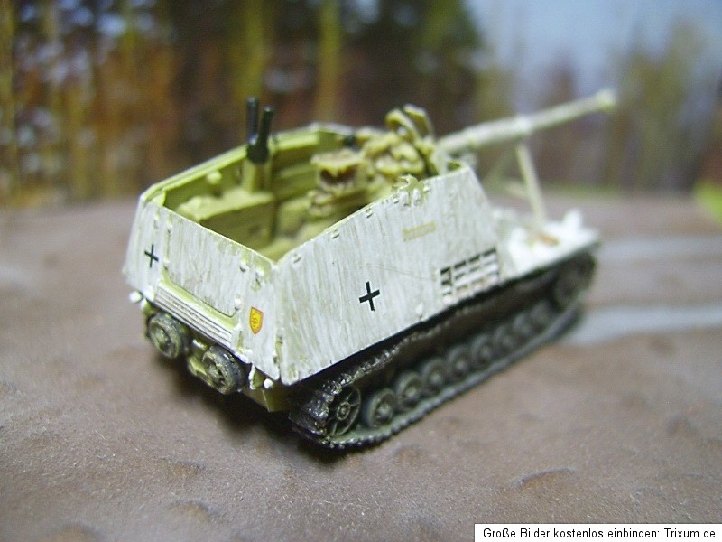 TAKARA - PzJg Nashorn - Winterlackierung #120 2.jpg