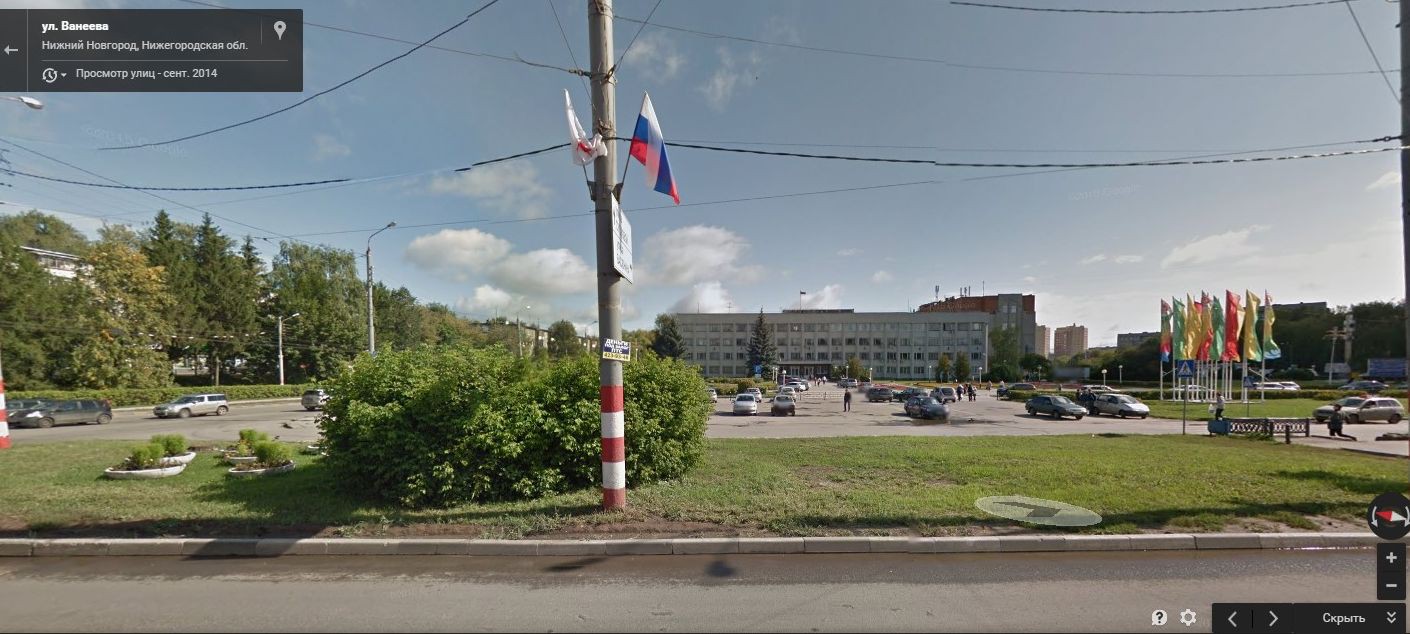 18:45 - 18:50 Пл. Советская, парковка за остановкой