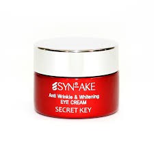  SYN-AKE      .  SYN-AKE Anti Wrinkle & Whitening Eye Cream 15 814,00