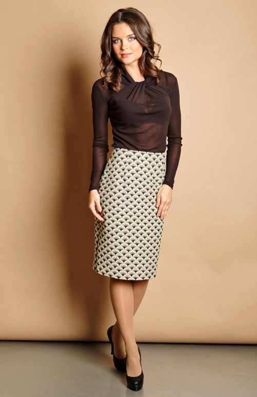 B5 125 jumper PB5 04 skirt.jpg