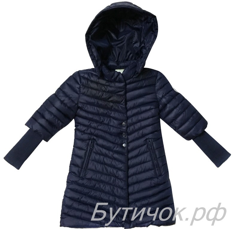 .1530   MONCLER  2100 .