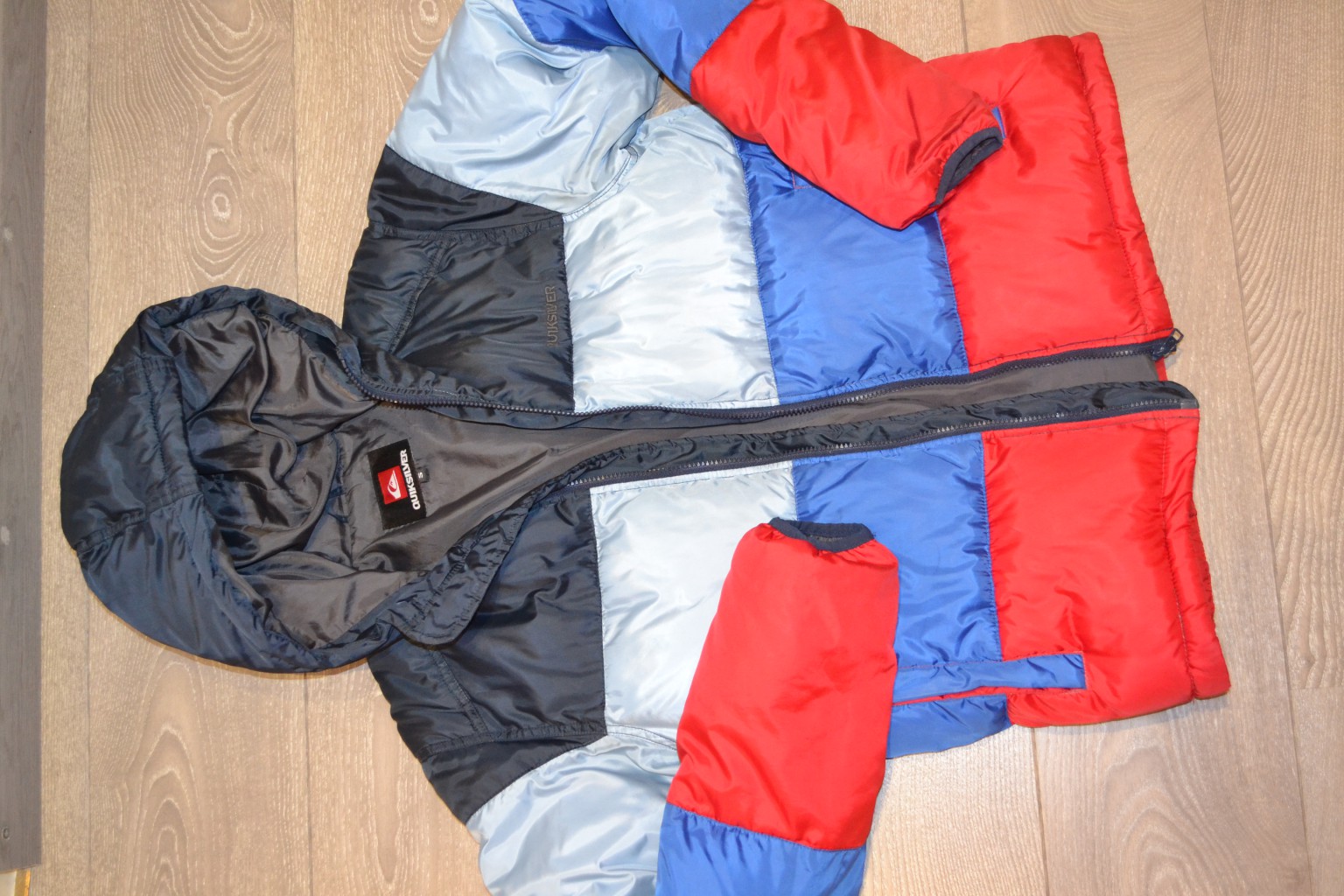  QUIKSILVER p S