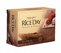(609049) CJ Lion Мыло туалетное с экстрактом граната и пиона Rice day, 100 г -  63,18 руб