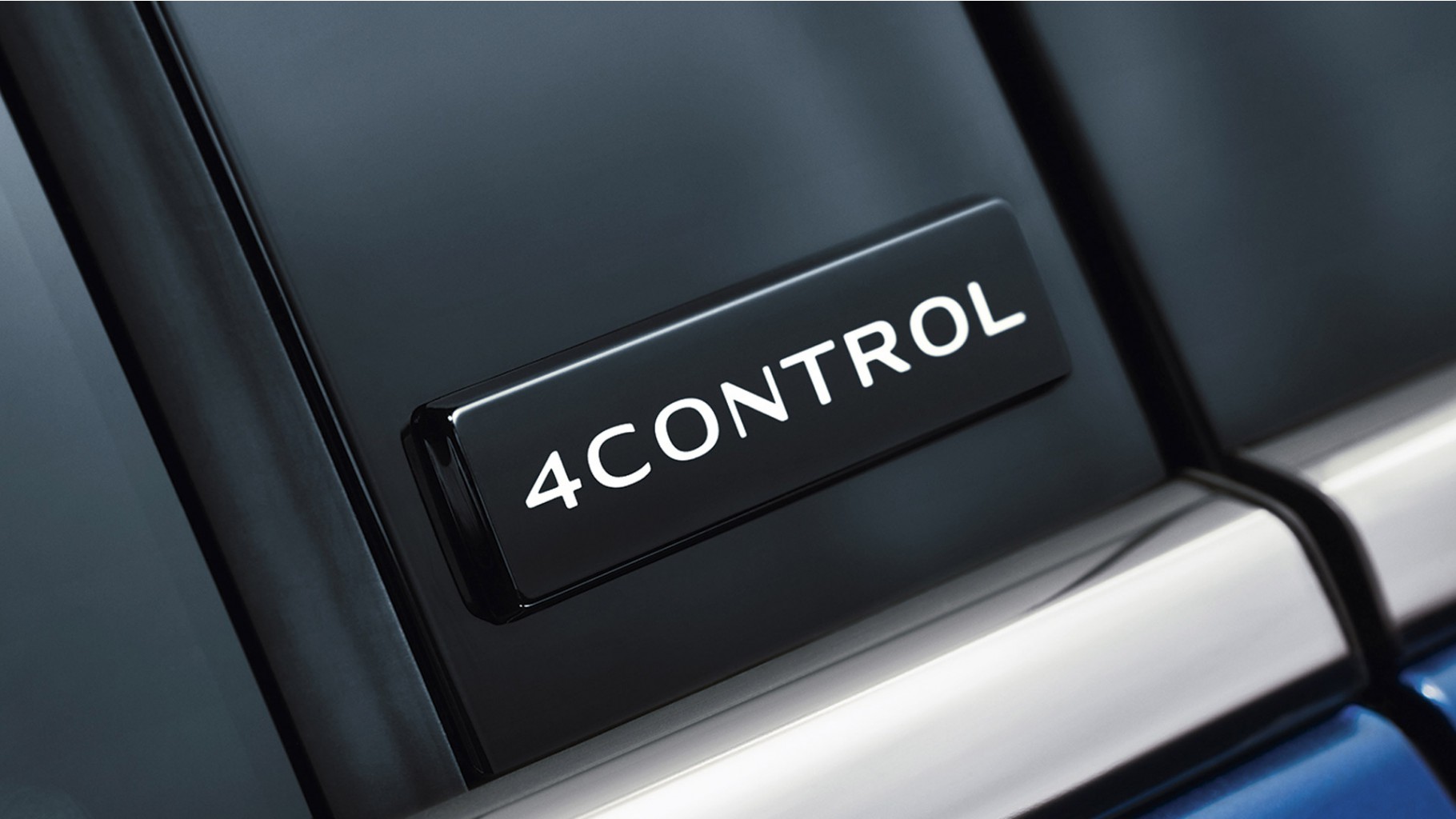 Renault-megane-bfb-galerie-4control-03.jpg