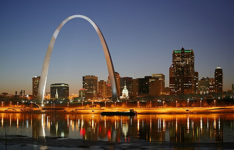 800px-st louis night expblend.jpg