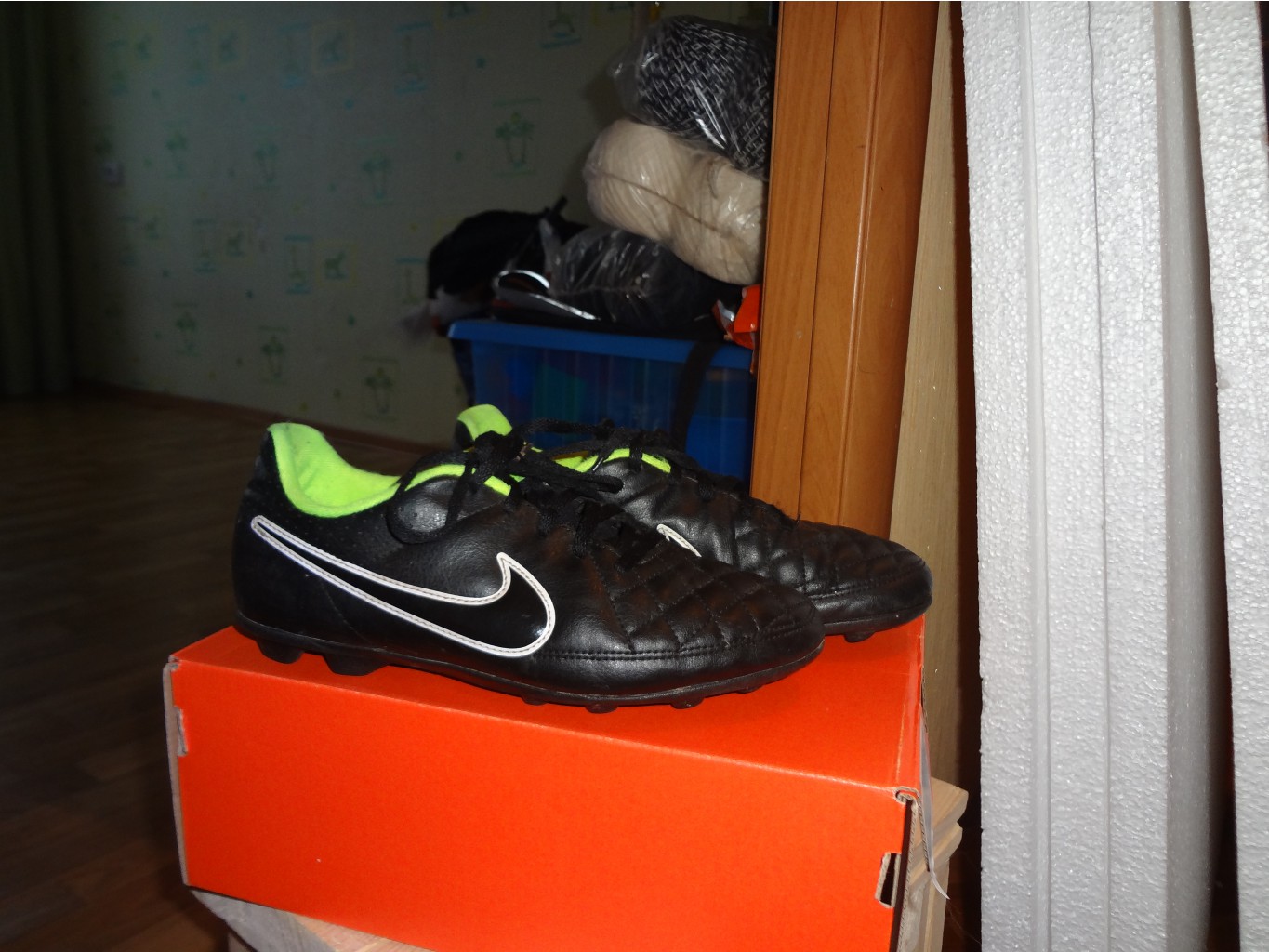  Nike Tempo