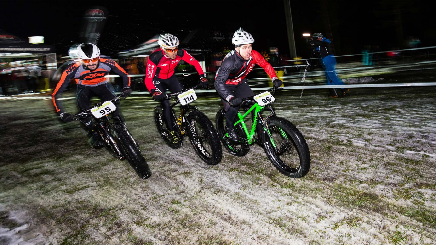 Snow Epic 2015 Night Ride Copyright SnowEpic VojoMag-3.jpg