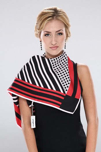 UN9090-S8718-4 (2). Шелк. 90х90. Un-ga-ro. Италия. 3950 руб.jpeg