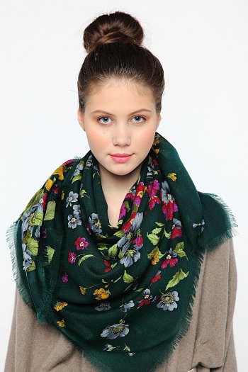 MDS-21508-1 (2). Шерсть. 100х100. Ma-ri-na D-Es-te. Италия. 2700 руб.jpeg