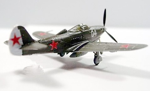 144 F-Toys P-39 Soviet d.jpg