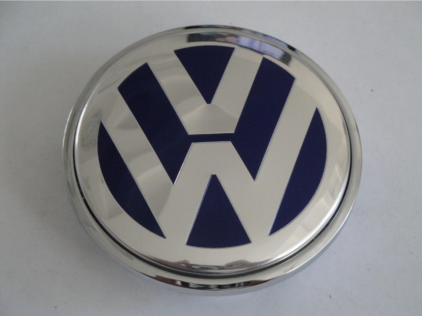  ()    VOLKSWAGEN  () D56 95