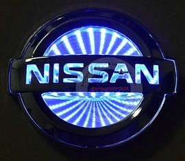  NISSAN 340