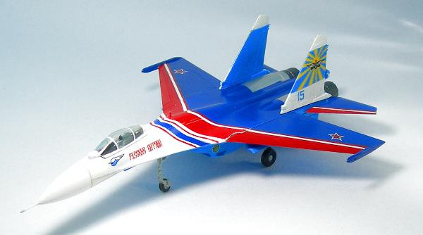 144 F-Toys Su-27 RK 1.jpg