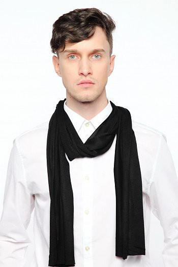 LB08LM0408-04black. Кашемир20 вискоза20 шел60. 32х70 см. La-ur-a-Bi-ag-io-tt-i. Италия. 1800 руб.jpeg