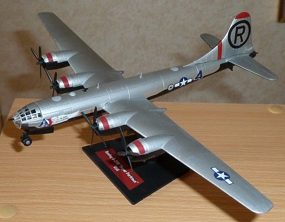 Altaya B-29 a.jpg