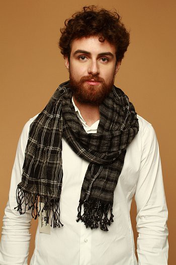RB1218 black. Шерсть-акрил. 60х180 см. Re-na-to-Ba-le-st-ra. Италия. 910 руб.jpeg