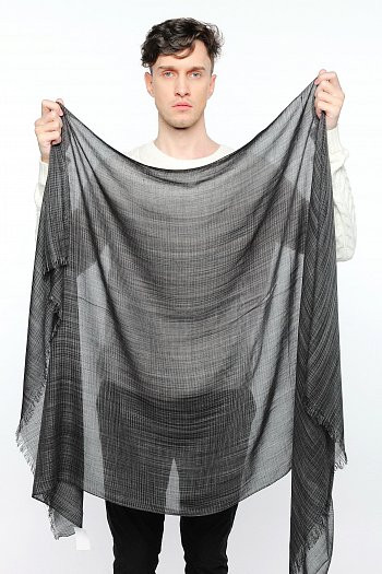 3189 black. Вискоза60 полиэстер40. 45х150 см. Re-na-to-Ba-le-st-ra. Италия. 705 руб.jpeg